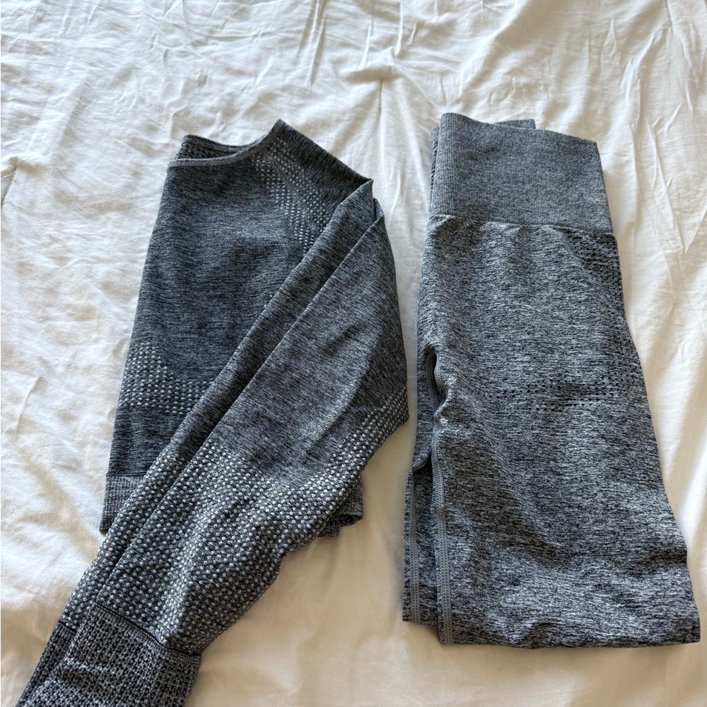 Gray Textured Leggings